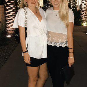 Urban Outfitters white blouse w/ lace 💫